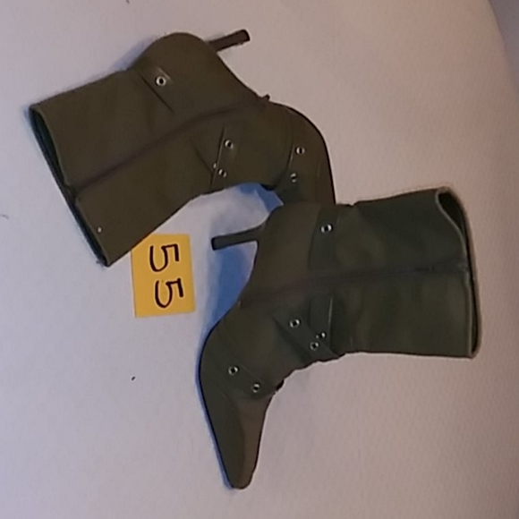 Heel boot - Picture 4 of 4